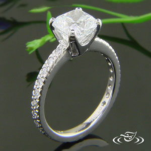 Simple 950 Platinum Cushion Cut Diamond Mounting