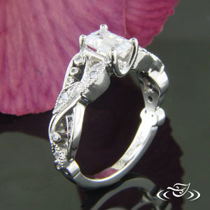 4-Prong Leaf & Vine Pierced Mounting